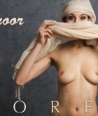 Shanoor, naked, shaved, studio, scarf