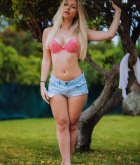Elle Hunter, blonde, nude, boobs, ass, strip, shorts, outdoors, pose