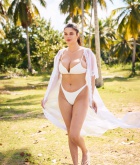 Lola Johnson, big tits, brunette, glamour shoot, model, naked, outdoors