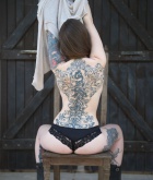 Anna Quinn, ass, model, outdoors, pose, tattoo, big tits, naked