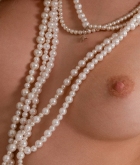 Alissa White, blonde, nude, pose, necklace, pearls