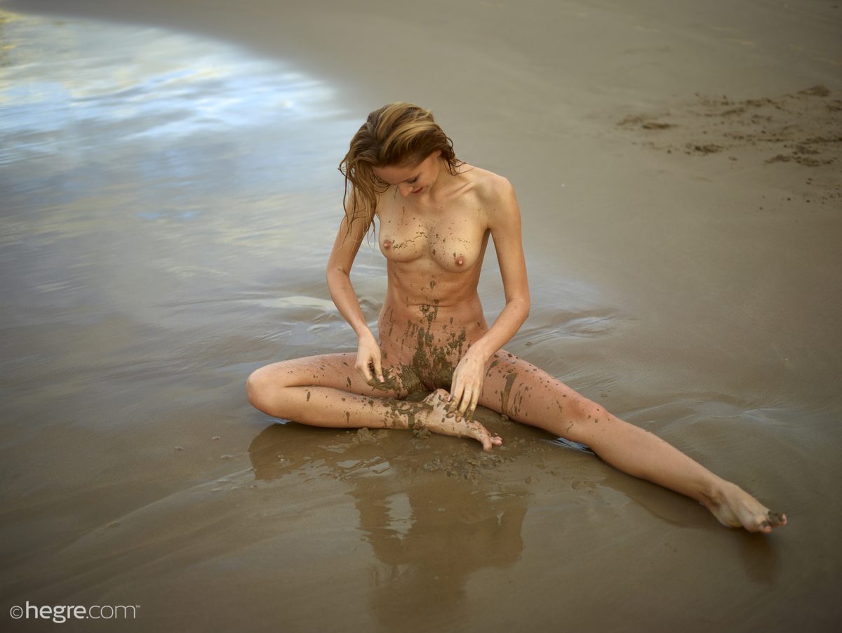 Sonya, blonde, naked, shaved, beach, sand