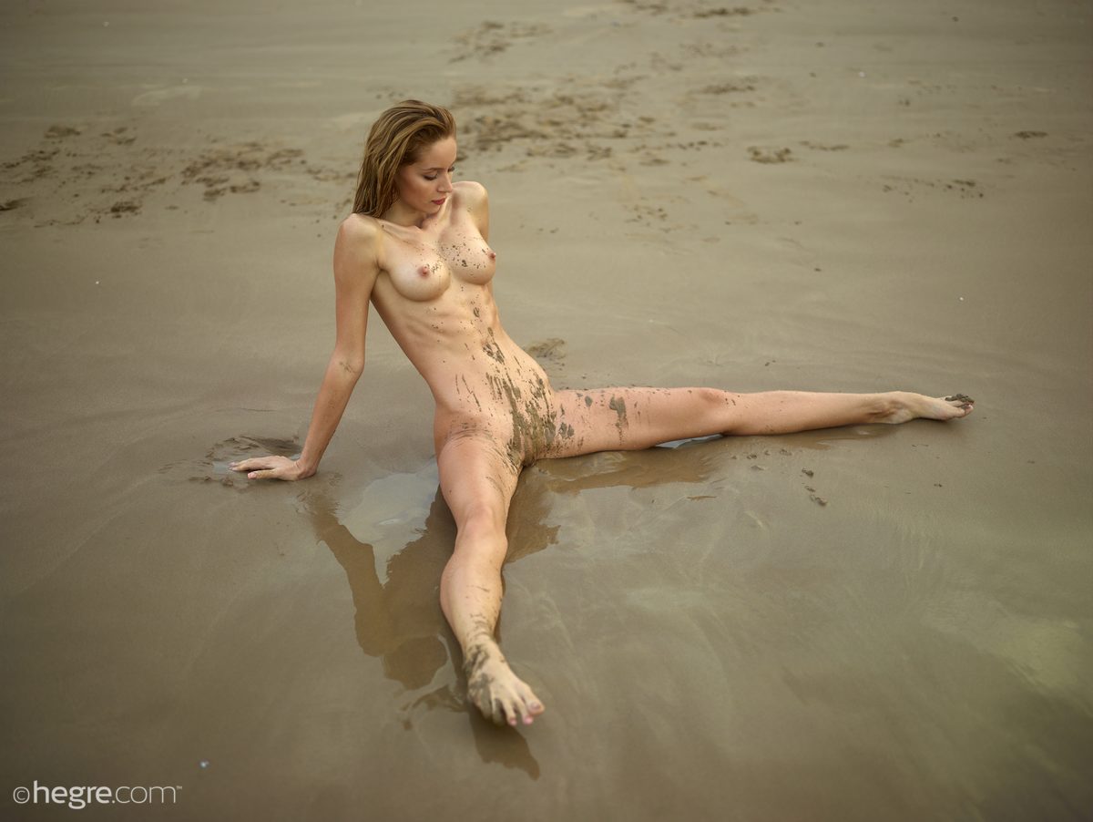 Sonya, blonde, naked, shaved, beach, sand