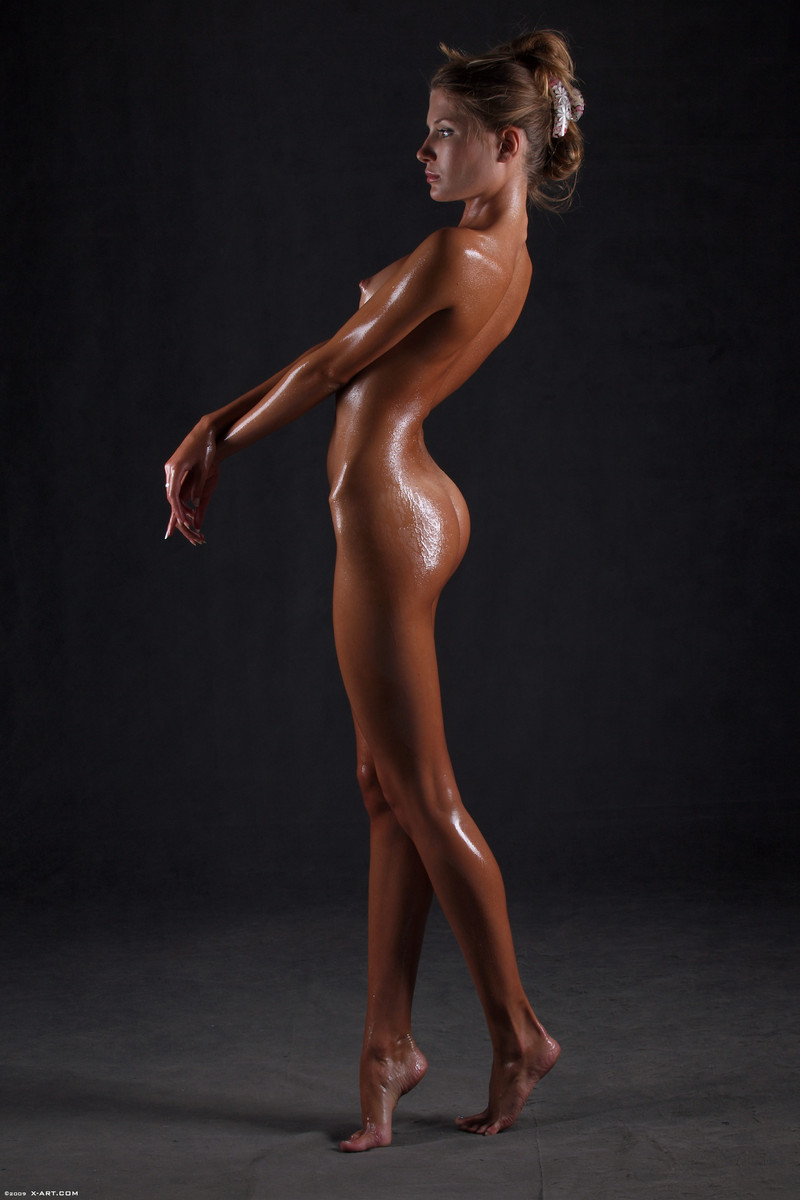 Nude Oily Women