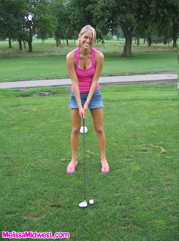 Melissa Midwest, blonde, strip, golf, public